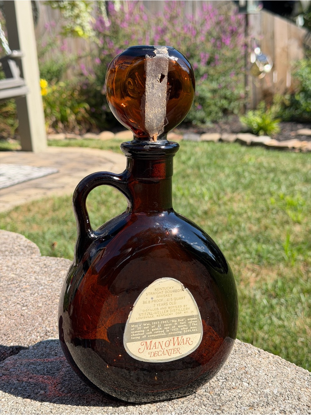 VINTAGE OLD FITZGERALD PRIME MAN O’ WAR BOURBON DECANTER. G23 - Picture 4 of 9